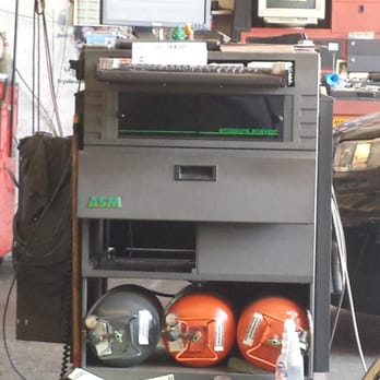 Freeway Auto Center - Oil Change Stations Near Me - Los Angeles, California