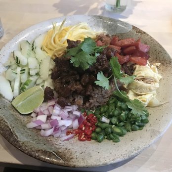 Boran - Thai Near Me - Brooklyn, New York