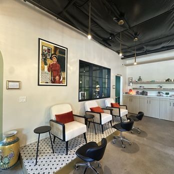Moonshine & Co - Pedicure area - Wine Bars Near Me - Sacramento, California Moonshine & Co - Pedicure area - Wine Bars Near Me - Sacramento, California