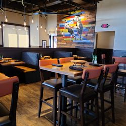 Outback Steakhouse - Dining room