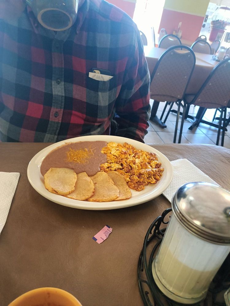 Las Mañanitas Mexican Restaurant