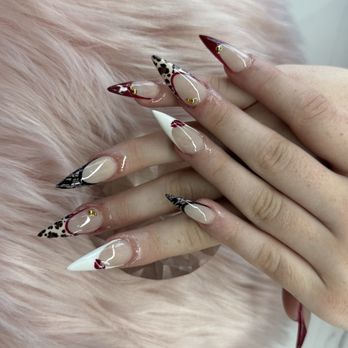 Bella Nails - Nail Salons Near Me - Gig Harbor, Washington