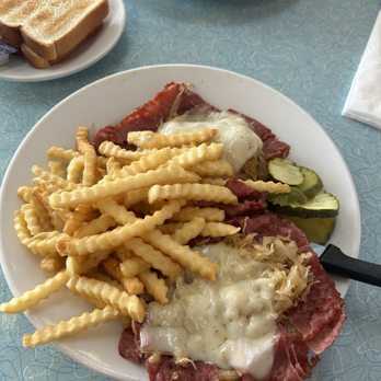 White Palace Grill - Reuben Sandwich Plain - Diners Near Me - Chicago, Illinois White Palace Grill - Reuben Sandwich Plain - Diners Near Me - Chicago, Illinois