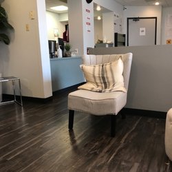 Arizona Diagnostic Radiology | Tempe - Empty waiting room.