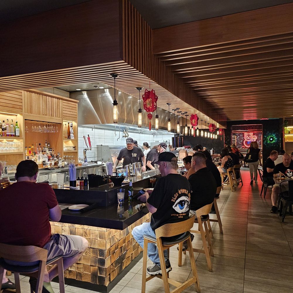 8 East - Asian Fusion Near Me - Las Vegas, Nevada