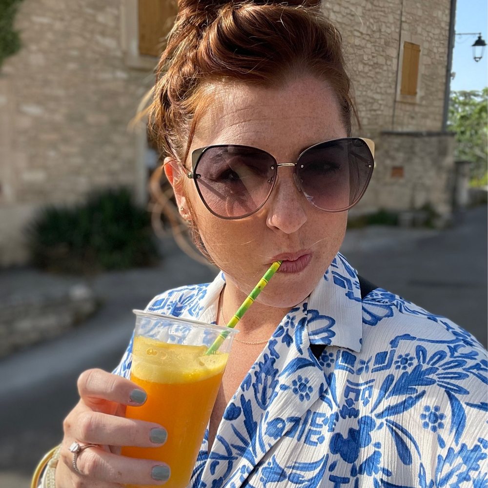 Café de Sade - Fresh squeezed oj - Cafes Near Me - Lacoste, 84