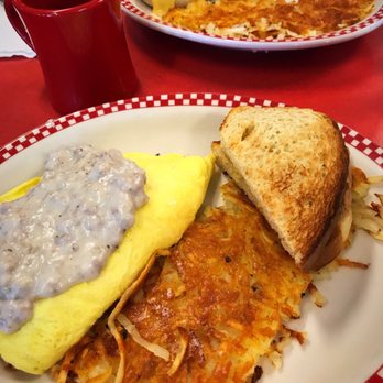 Ze's Diner - Diners Near Me - Eagan, Minnesota