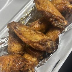 Mo Diggity Dogs - Lemon Pepper Wings