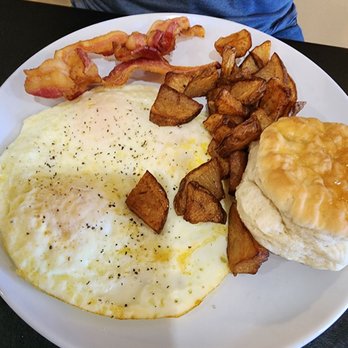 BumbleBee's Cafe - 3 eggs (we added 1 egg to the 2 offered on the menu), bacon, biscuit, and home fries - Breakfast & Brunch Near Me - Blue Ridge, Georgia