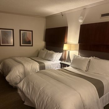 The Westin Seattle - Beds - Hotels Near Me - Seattle, Washington The Westin Seattle - Beds - Hotels Near Me - Seattle, Washington
