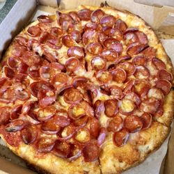 Moretti's Pizzeria & Bar - Moretti's Famous - Medium