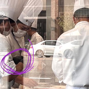 Le Shrimp Noodle Bar - The only guy with gloves on... good for us - Noodles Near Me - Glendale, California Le Shrimp Noodle Bar - The only guy with gloves on... good for us - Noodles Near Me - Glendale, California