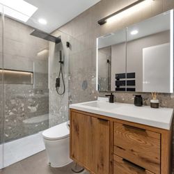 Red White & Blue Construction - Bathroom with curbless shower