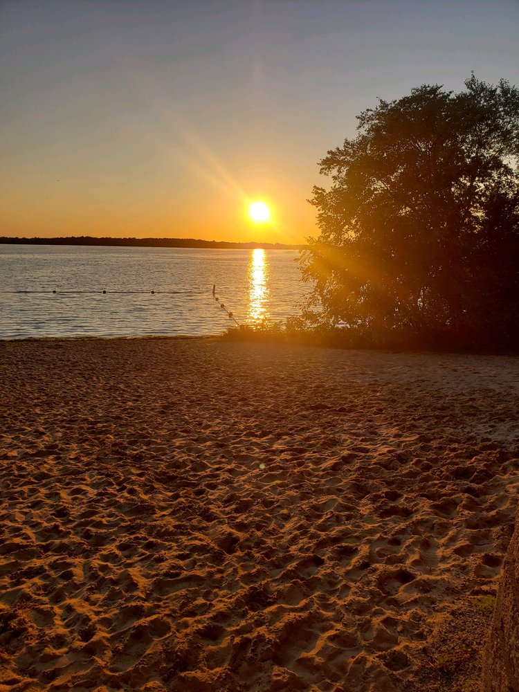 PAVELEC REALTY Updated July 2024 699 Main St, Friendship, Wisconsin