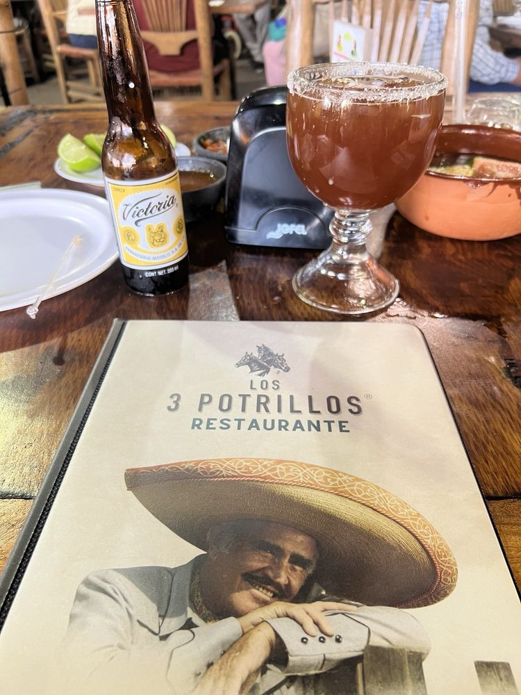 Campestre Los tres Potrillos