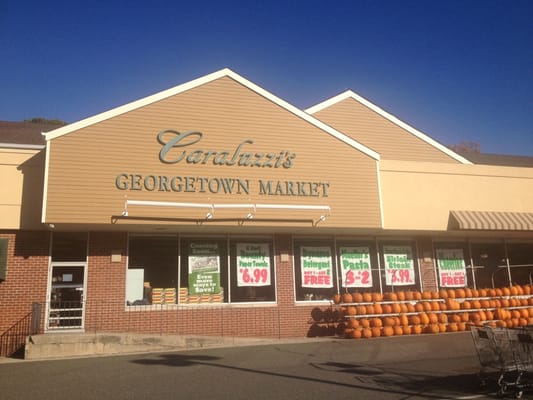 Caraluzzi's Georgetown Market by null