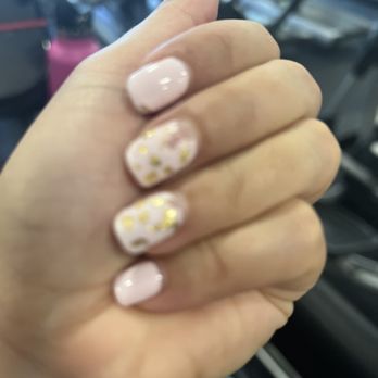 Lavender Nails & Lashes - Eyelash Service Near Me - Palm Springs, California Lavender Nails & Lashes - Eyelash Service Near Me - Palm Springs, California