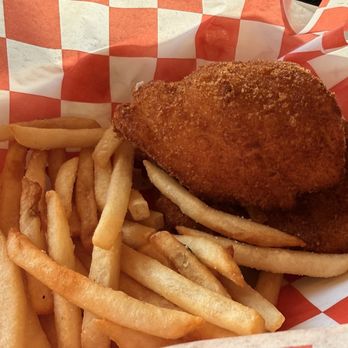 Hoops Dockside Fish And Chips - Fish and chips - Fish & Chips Near Me - Bayfield, Wisconsin