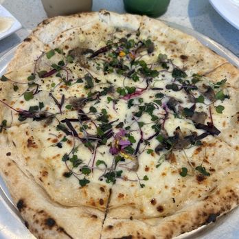 Kitch Cafe - Bianca pizza - Breakfast & Brunch Near Me - Fullerton, California Kitch Cafe - Bianca pizza - Breakfast & Brunch Near Me - Fullerton, California