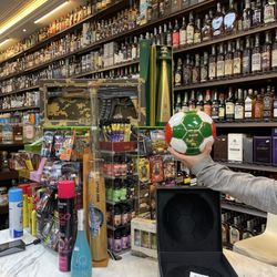 Best Bev - Amazing place, quality, quantity and great customer service. Viva México !!!