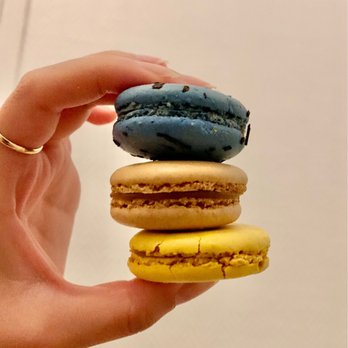 Ladurée - Marie Antoinette, Salted Caramel, Lemon Macaron - Macarons Near Me - Paris, 75 Ladurée - Marie Antoinette, Salted Caramel, Lemon Macaron - Macarons Near Me - Paris, 75