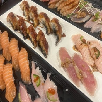 Show Sushi - salmon sushi, eel sushi, yellowtail sushi, carpaccios - Sushi Bars Near Me - San Dimas, California Show Sushi - salmon sushi, eel sushi, yellowtail sushi, carpaccios - Sushi Bars Near Me - San Dimas, California