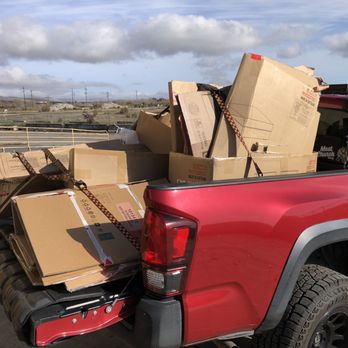 Pleasanton Garbage Service - Truckload of cardboard - Junk Removal & Hauling Near Me - Pleasanton, California Pleasanton Garbage Service - Truckload of cardboard - Junk Removal & Hauling Near Me - Pleasanton, California