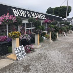 Bob's Market & Greenhouse