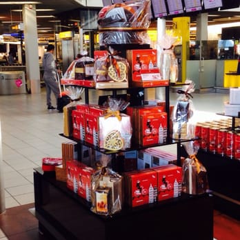 Fine Chocolates - Godiva gondola - Chocolatiers & Shops Near Me - Schiphol, New Hampshire