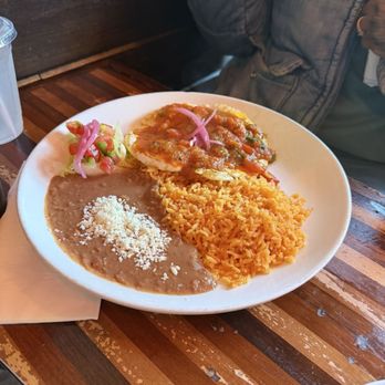 Los Tres Chiflados - Mexican Near Me - Brooklyn, New York