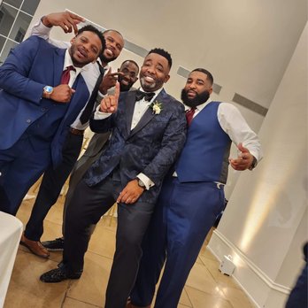Alec Xavier Custom Menswear - Bespoke Clothing Near Me