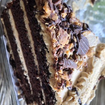 Twin Pine Farm Country Store - Delicious Chocolate peanut butter cake - Grocery Near Me - York, Pennsylvania