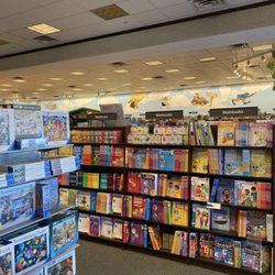 Barnes & Noble Booksellers