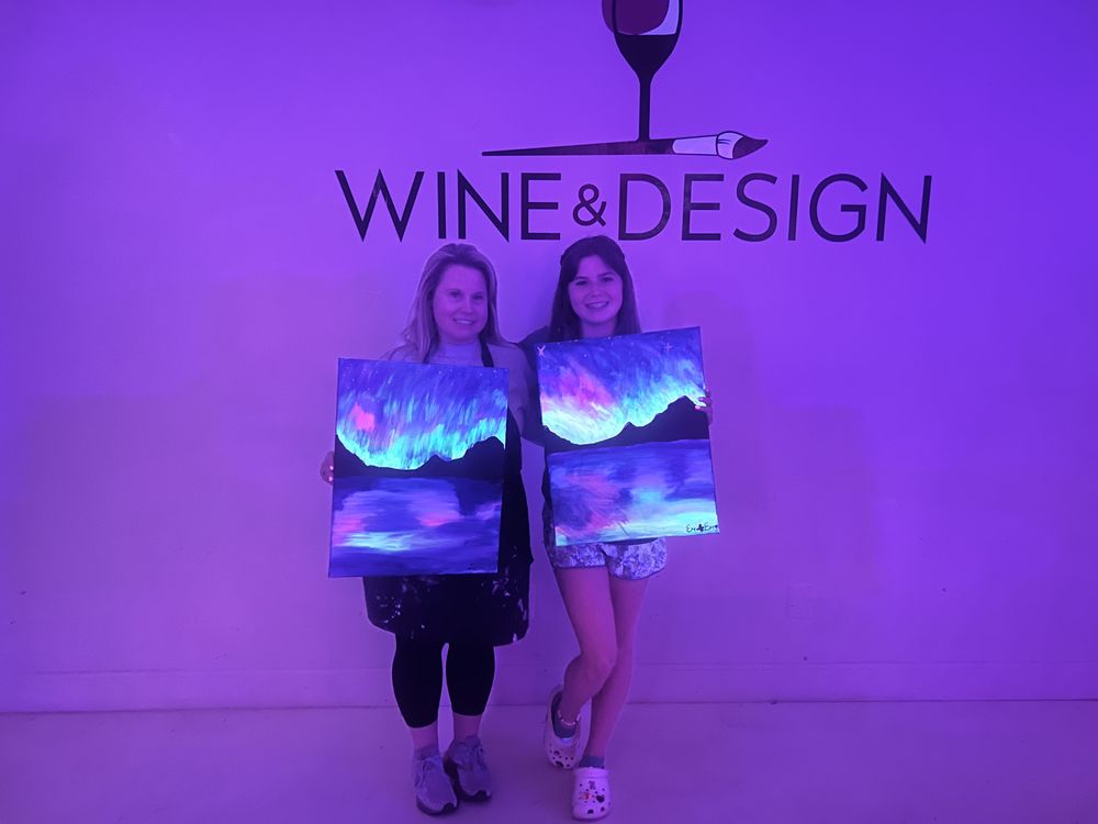 Social spots from Wine & Design