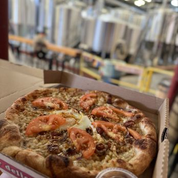 Spinning Dough - Longanisa pizza - Pizza Near Me - Millbrae, California Spinning Dough - Longanisa pizza - Pizza Near Me - Millbrae, California