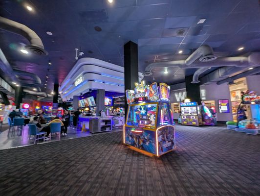 Dave & Buster's Denver by null