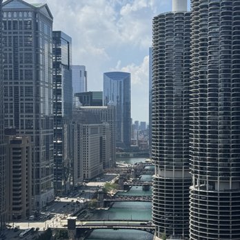 LH Rooftop - Daytime views - Cocktail Bars Near Me - Chicago, Illinois