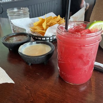 Barrio Tacos - Chips, queso, salsa, all delivered within 30 seconds of sitting down! - Do-It-Yourself Food Near Me - Columbus, Ohio