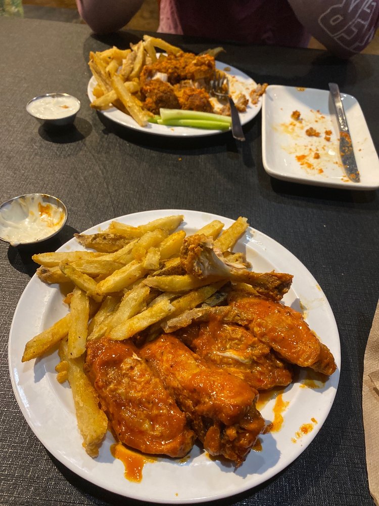 WING KING CLOSED 1596 Photos & 1092 Reviews 4235 S Fort Apache Rd