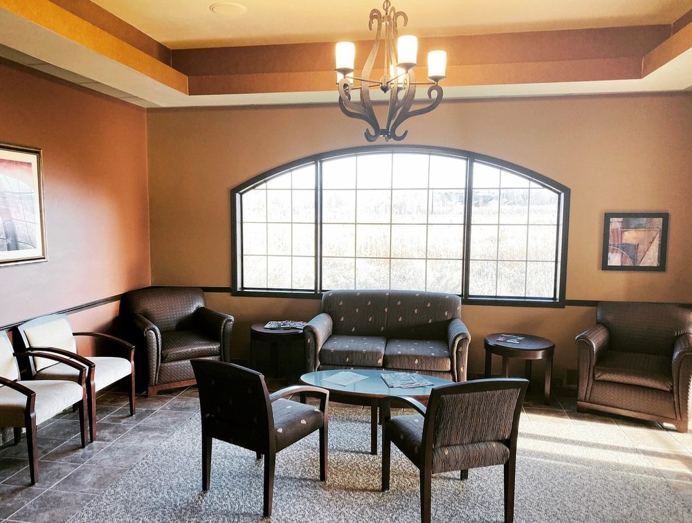 LEDGEVIEW DENTAL CARE DE PERE Updated October 2024 2225 Kaftan