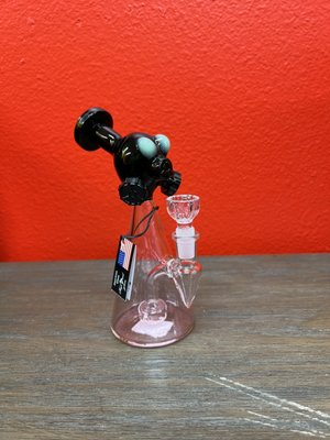 Handmade Pipes - Handmade American glass pipes. Come in and get yours. Handmade Pipes - Handmade American glass pipes. Come in and get yours.