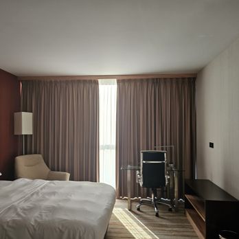 Courtyard by Marriott Duesseldorf Hafen - Hotels Near Me - Duesseldorf, NW Courtyard by Marriott Duesseldorf Hafen - Hotels Near Me - Duesseldorf, NW