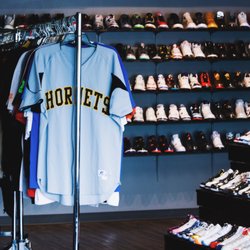 Soho Gallery - Vintage clothing & jerseys.