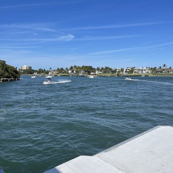 Food Yacht - Part of the cruise - Boat Tours Near Me - Jupiter, Florida