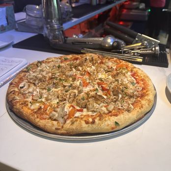Market Bar And Brewery - Jerk Chicken Pizza. - Bars Near Me - Brooklyn, New York Market Bar And Brewery - Jerk Chicken Pizza. - Bars Near Me - Brooklyn, New York