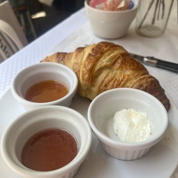 Paris 66 - Croissant with apricot and strawberry preserves - Breakfast & Brunch Near Me - Pittsburgh, Pennsylvania
