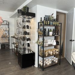 Crafted Napa Valley - Handmade soaps, cutting boards and little snack items also for sale.