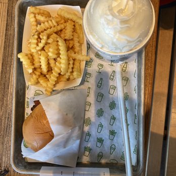 Shake Shack - Fries Avocado burger Cookie and cream Milkshake - Burgers Near Me - San Diego, California Shake Shack - Fries Avocado burger Cookie and cream Milkshake - Burgers Near Me - San Diego, California