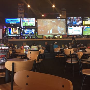 Buffalo Wild Wings - Sports Bars Near Me - Columbus, Mississippi Buffalo Wild Wings - Sports Bars Near Me - Columbus, Mississippi