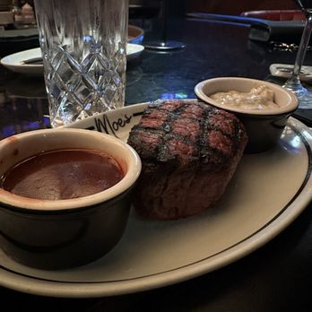 Moe's - 10oz Filet Mignon - Steakhouses Near Me - San Diego, California